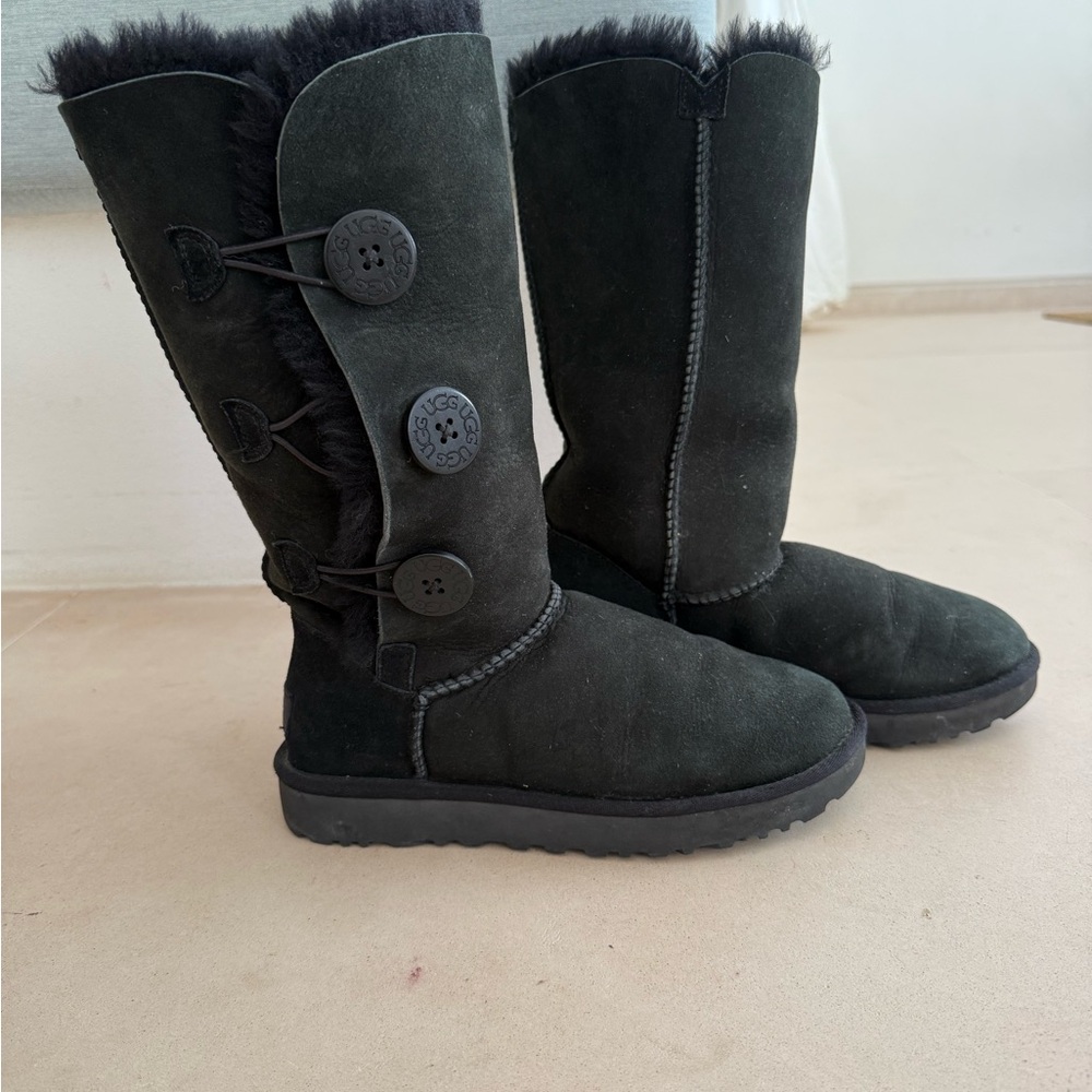 UGG Baily Button Triplet Black Winter Boots with Button Detail